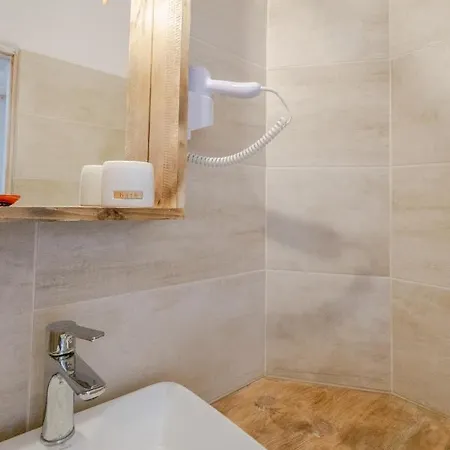 Irtakina Apartment Sougia